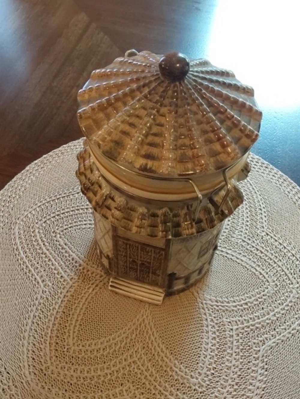 JA Designs Vintage Style Ceramic Cottage Canister
